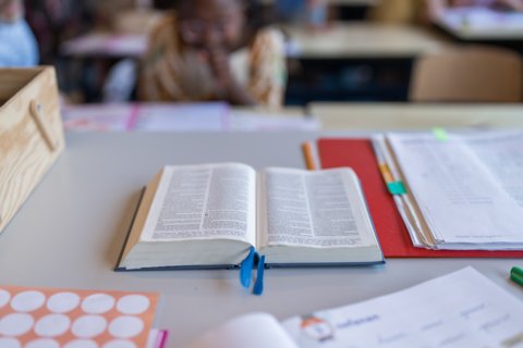 Puur Verbeeld - Eben Haezer - HR -72-